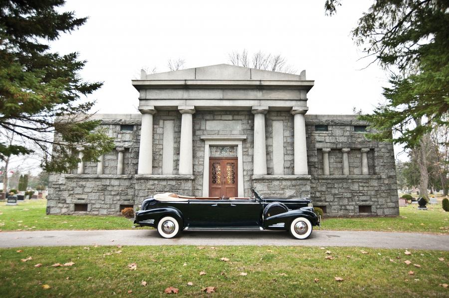  Cadillac V16 Presidential Convertible Parade Limousine by Fleetwood 1938 года  (фото 6 из 57)
